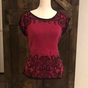 Beautiful short sleeve dress blouse with print